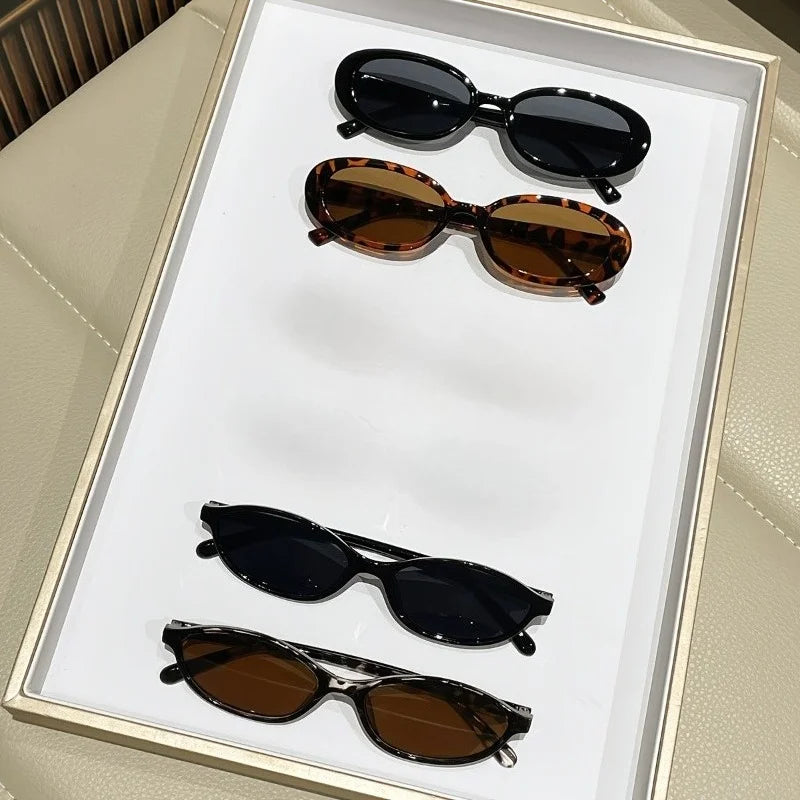 4pcs Women's Fashionable Glasses Combination Casual Daily Decoration Taking Photos To Show Off Face