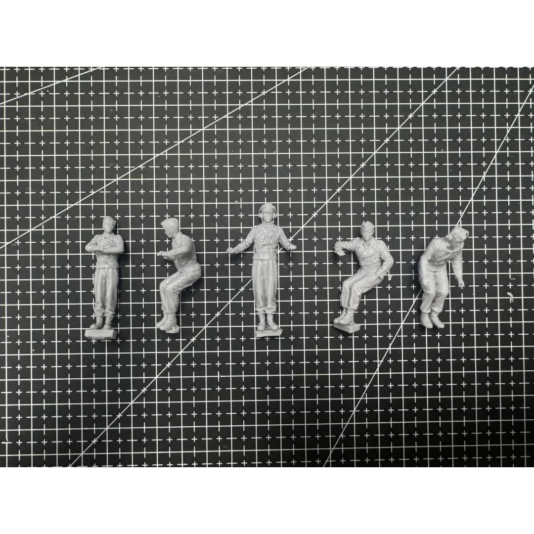 1/35 Resin Model Assembly Kit GK, 5 People, Unpainted Model