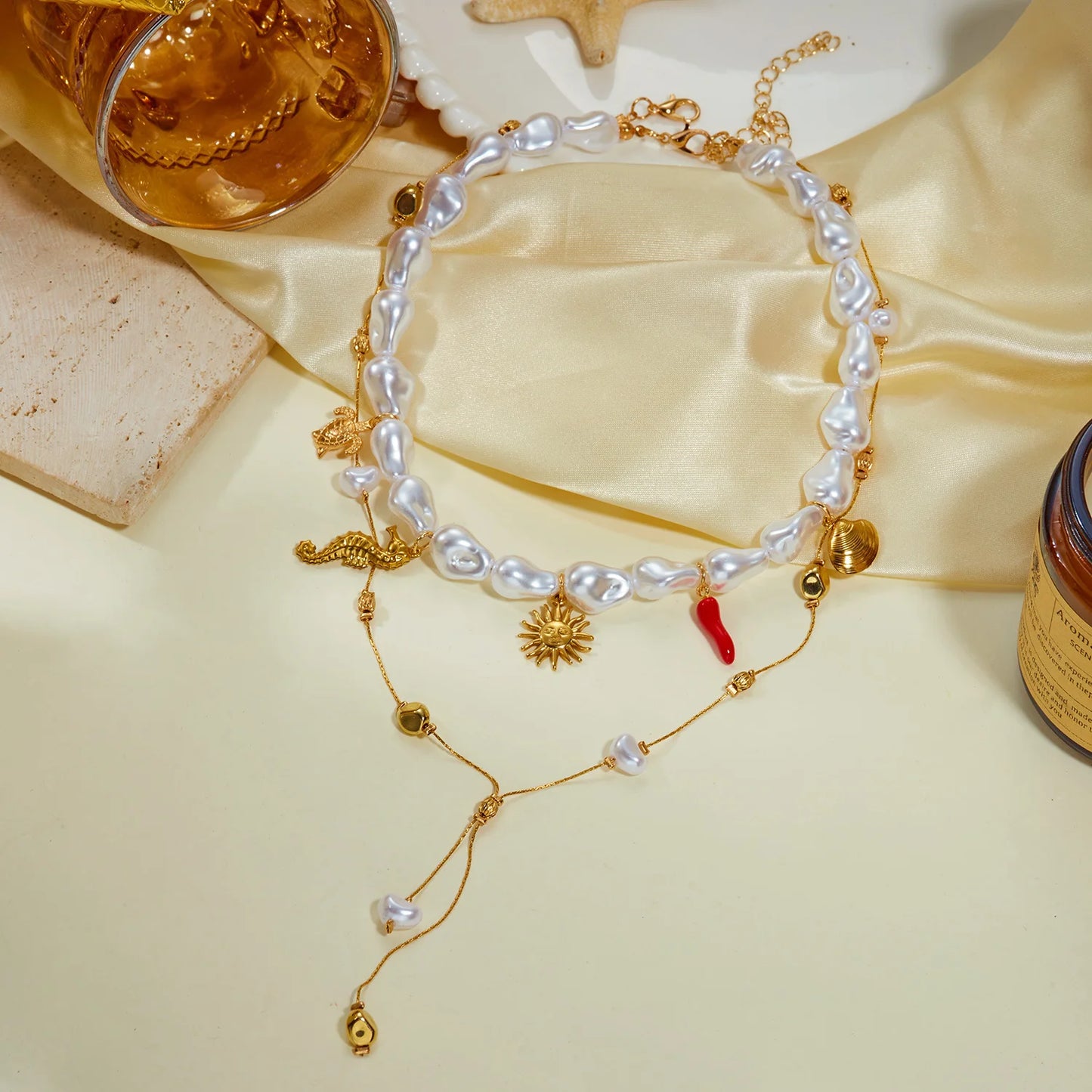 Simple Stylish Gold Tone Layered Necklace for Women Faux Pearl Seahorse Sun Pendants Necklace Fashion Summer Beach Jewelry Gift