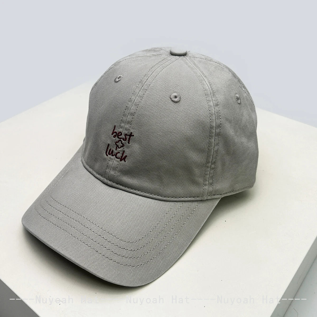 New Men Women Korean Embroidered Letters Four-leaf Clover Baseball Hats Sunshade Simple Versatile Niche Peaked Caps ins Fashion