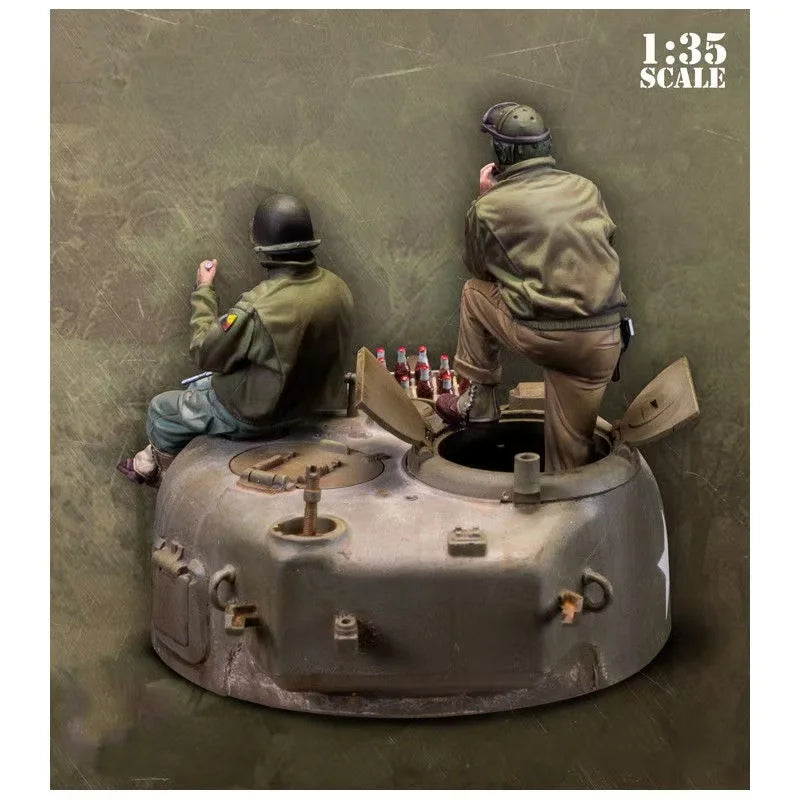 1/35 Resin Soldier Model WWII Tank Soldier Complete Set Including Tank Handmade