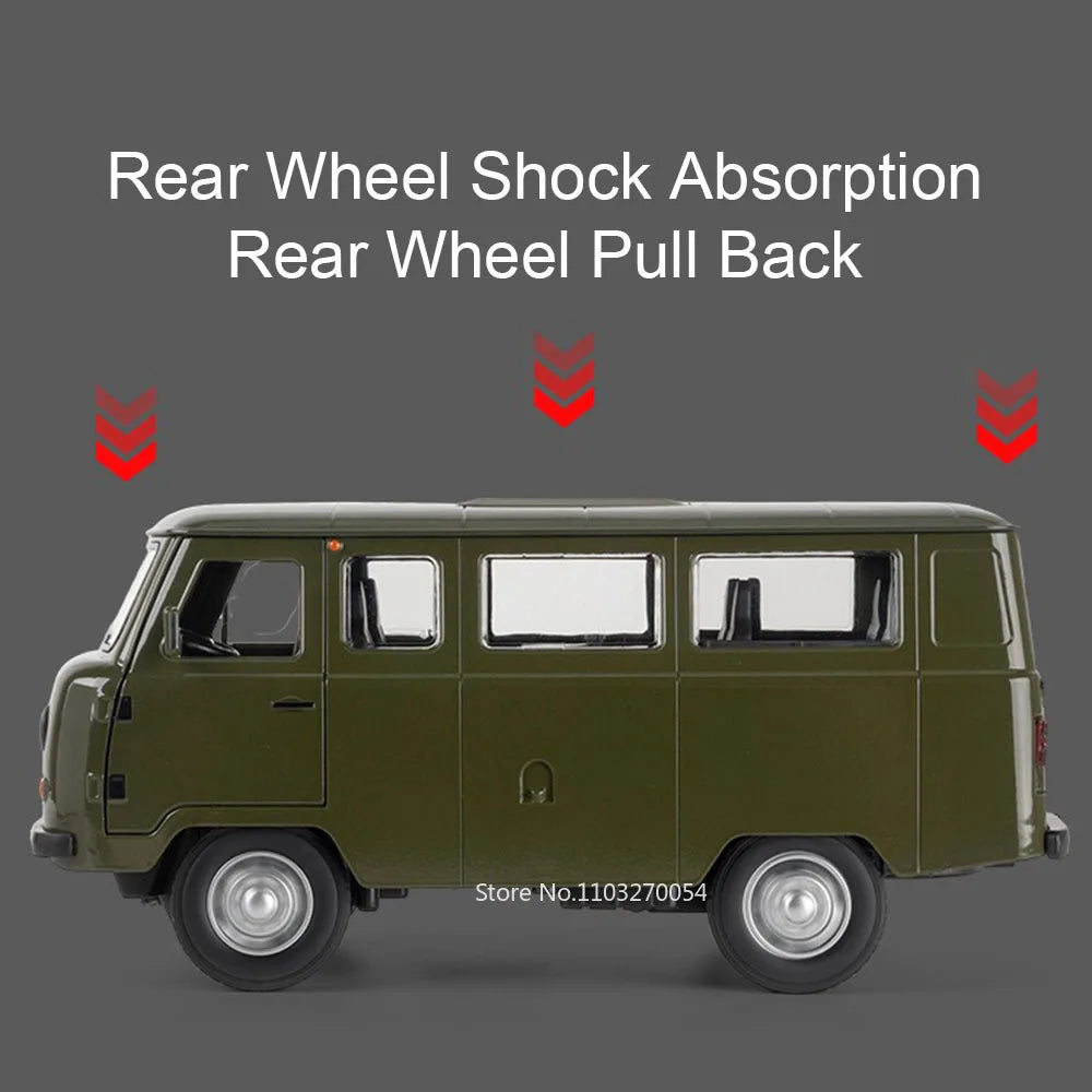 1:18 Russia Alloy UAZ Traveler Hunter Diecast Model Toys Car Spund Light Pull Back 6 Doors Opened Vehices Boy Kids Gift Ornament