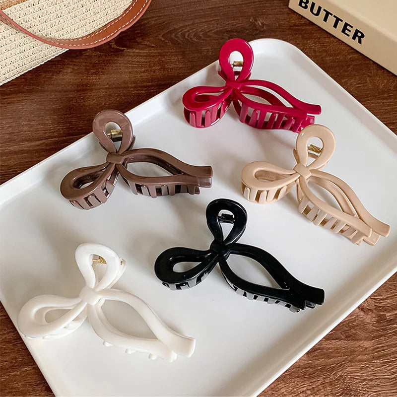 Solid Color Soft Silicone Bow Hair Clip for Woman Elegant Temperament Shark Clip Fashion Girl Ponytail Clip Hair Clamp