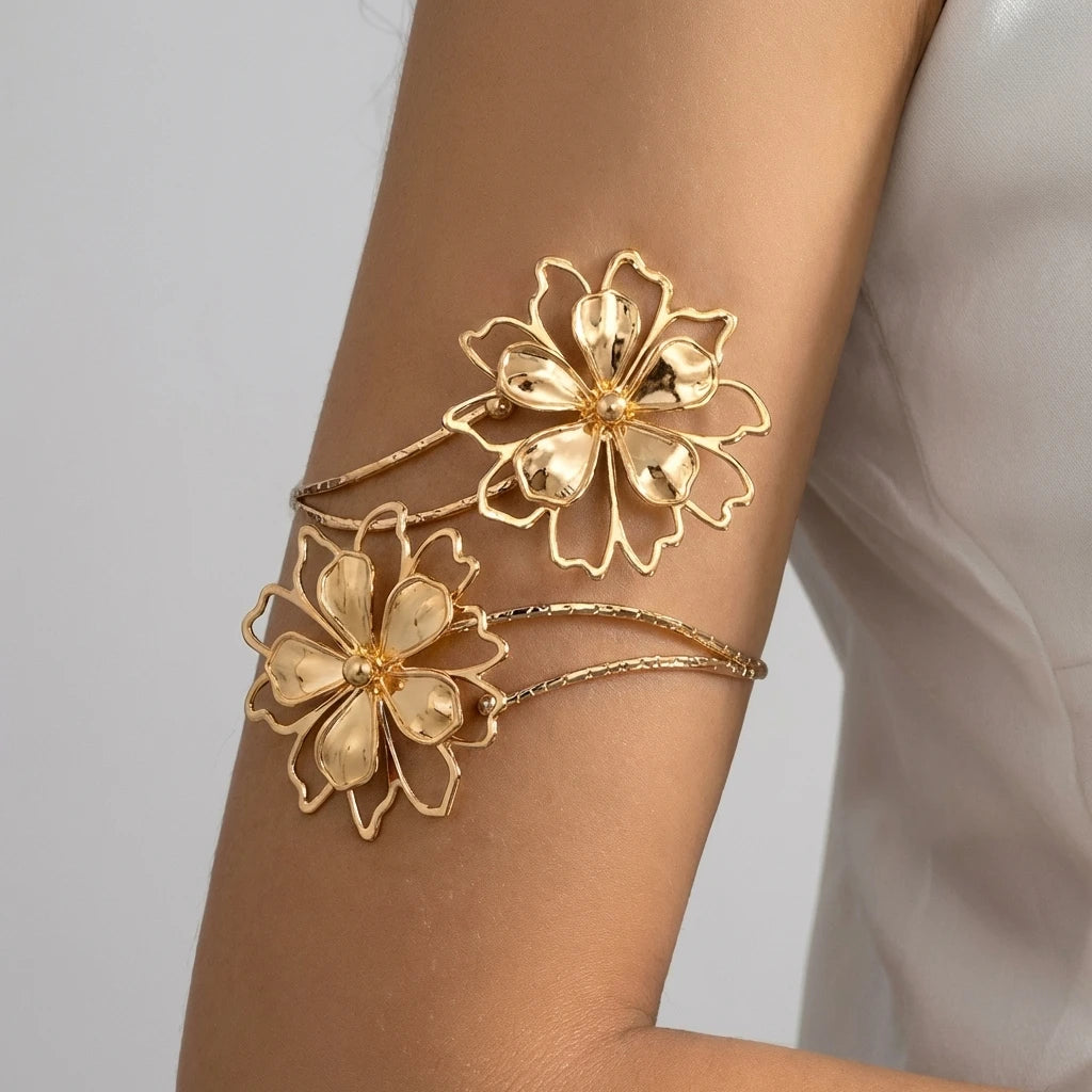 Irregular Hollow Flower Arm Cuff Bracelet Vintage Pattern Upper Arm Band Bangle Summer Beach Women Jewelry Accessories