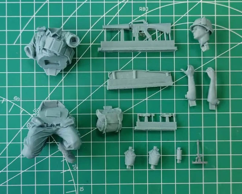 1/16 Scale Diecast Resin Figure Kit Vietnam War US Army Unassembled & Unpainted