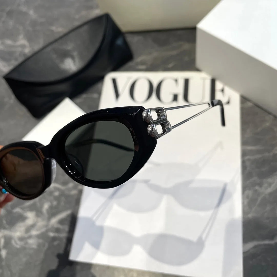 Fashionable Korean Style Cat Eye Sunglasses Unisex Square Frame UV Protection Sun Glasses Elegant Classic Retro