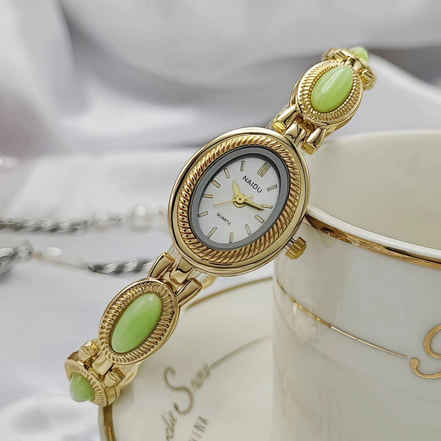 2025 Top Brand Luxury Oval Gold Women Watches Ladies Wrist Watches Bracelet Golden Female Clock Gift for Girlfriend Dropshipping