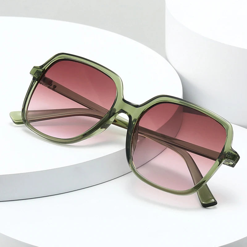 JNPCXI New Square Men Rivets Sunglasses Fashion Gradient Shades UV400 Women Outdoor Punk Sun Glasses