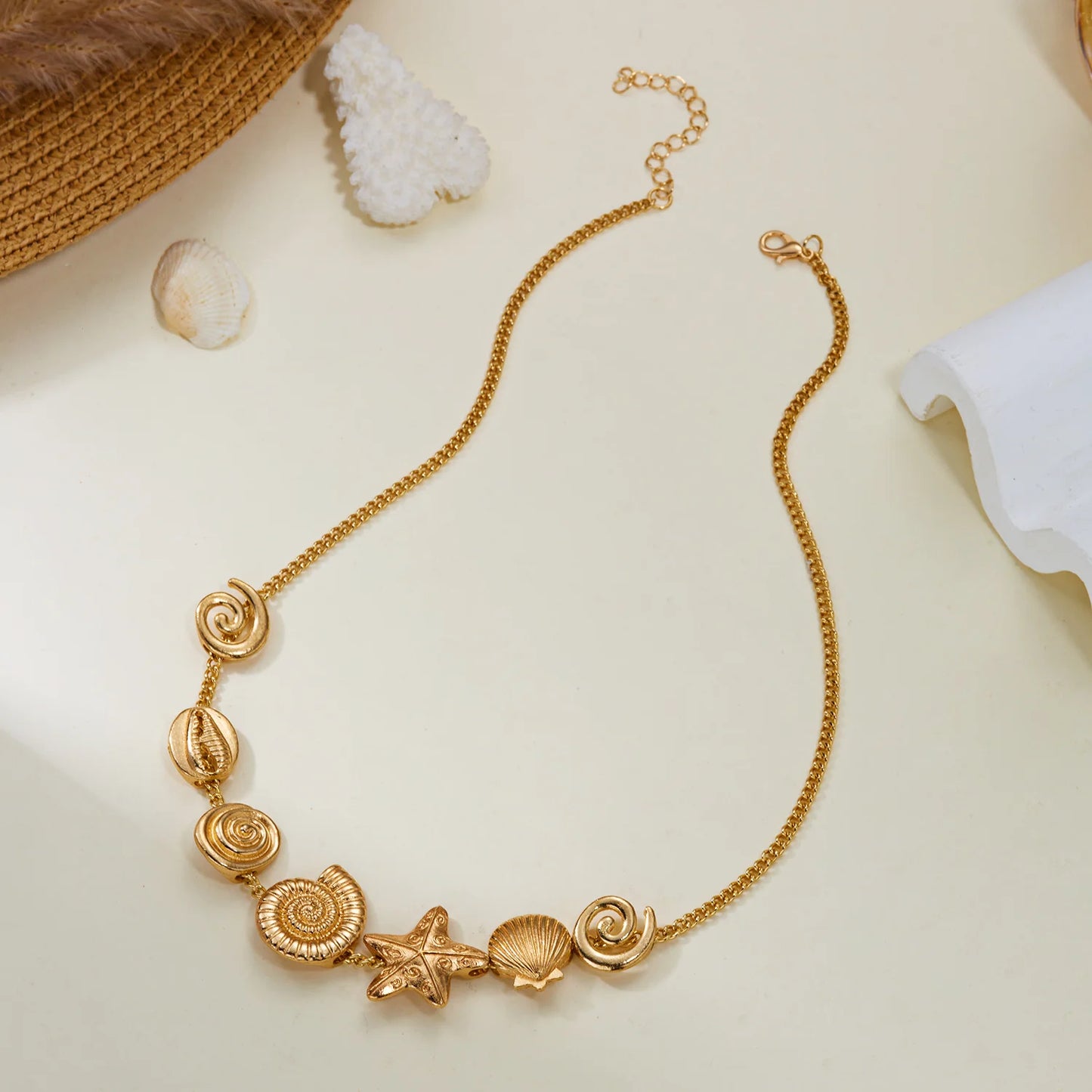 Statement Gold Seashell Starfish Choker Necklace for Women Boho Metal Conch Ocean Marine Charm Collar Summer Beach Jewelry